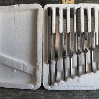 Economical tuning forks