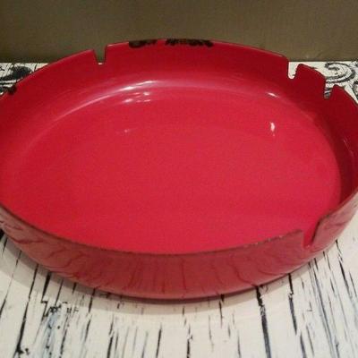 Red enamelware ashtray 