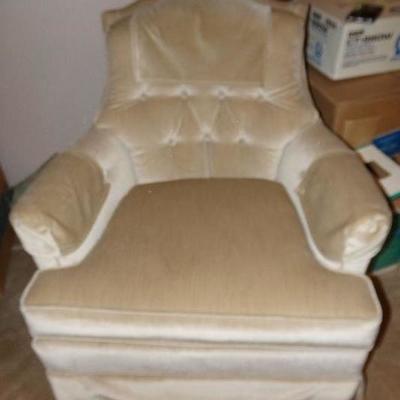 LOT 66 EASY CHAIR