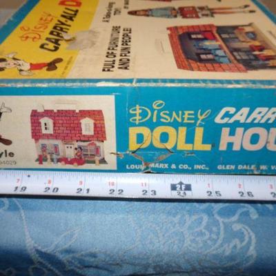 LOT 91  DISNEY CARRY-ALL DOLL HOUSE