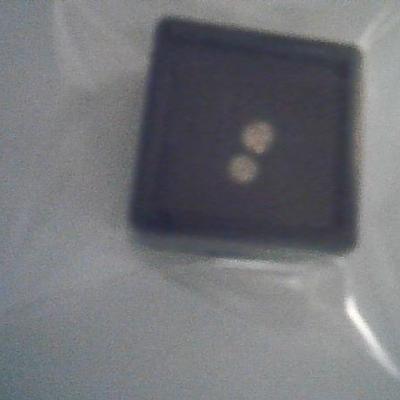 2 LOOSE BROWN DIAMONDS