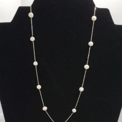 J1: 14k white gold pearl necklace
