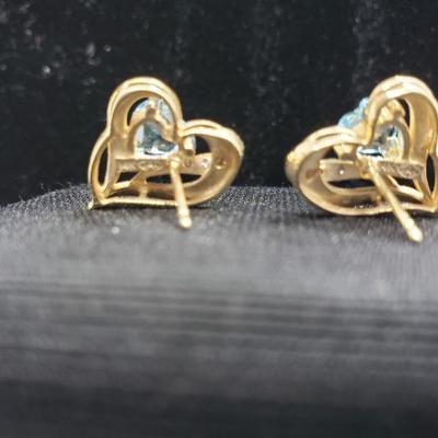 J2: 14k gold blue topaz heart earrings