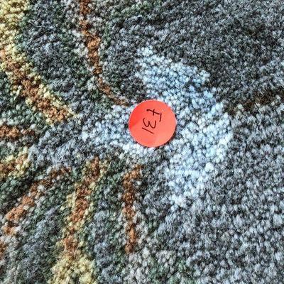 F31: 11 x 8 Grey Floral Wool Rug 
