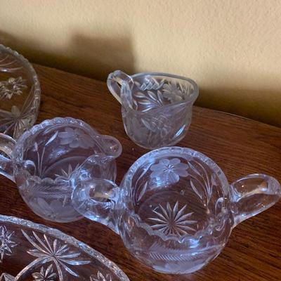 LOT 18 SET OF CLEAR PRESSED GLASS