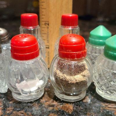 K19: Vintage Lot of Mini Salt and Pepper Shakers