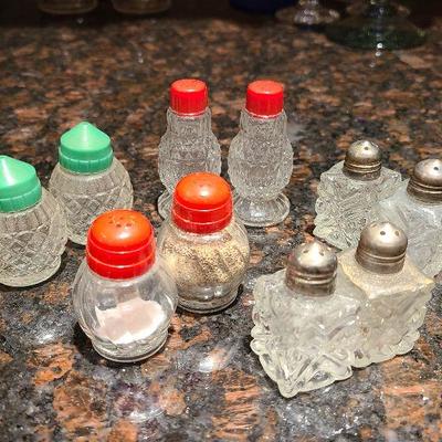 K19: Vintage Lot of Mini Salt and Pepper Shakers