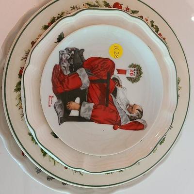 K28: Holiday Cookie/ Serving Plates