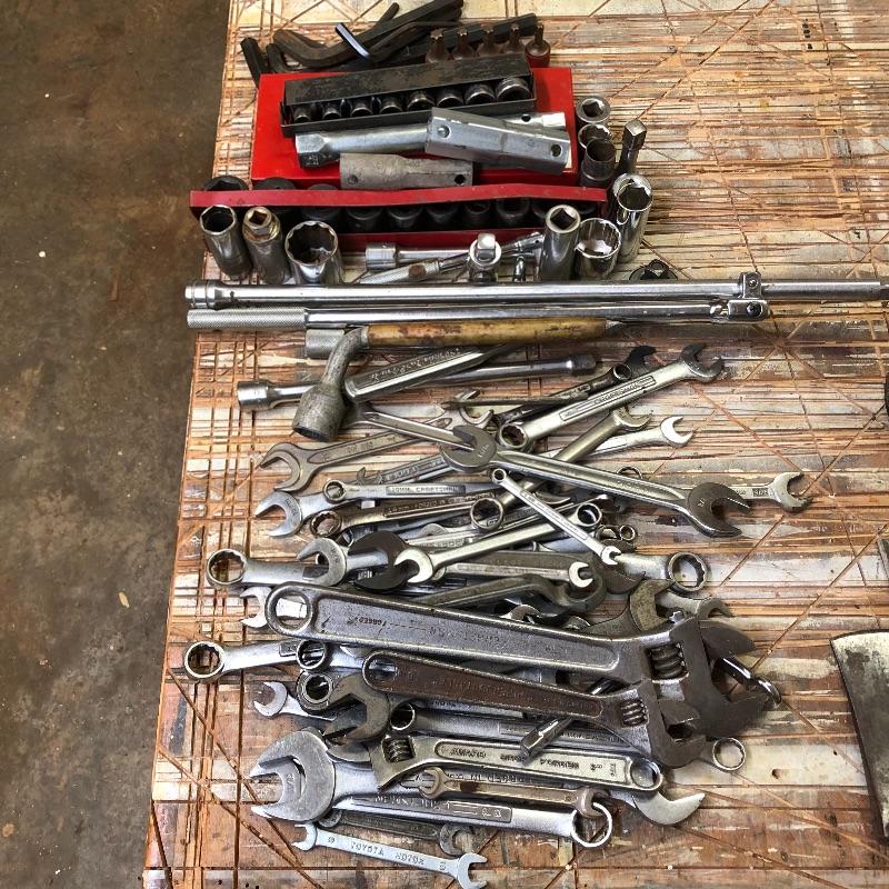 Lot 174 Sockets & Wrenches