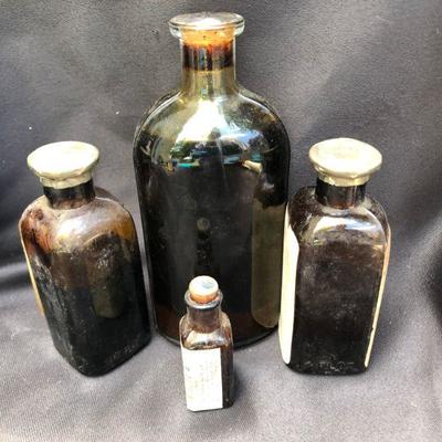Lot #31: Lot of 8 Vintage Amber Liquid Medicine and Extract Bottles 