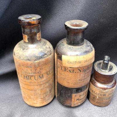 Lot #31: Lot of 8 Vintage Amber Liquid Medicine and Extract Bottles 