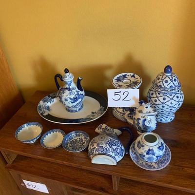 Lot 52 miscellaneous ceramics