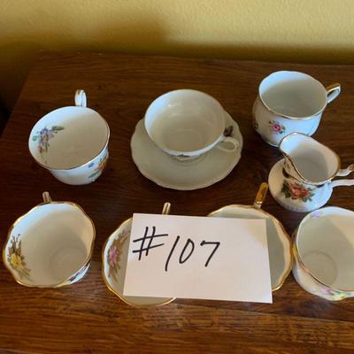 Lot 107 tea cups 