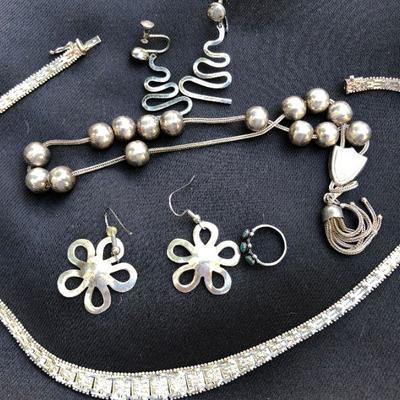 Lot # 51: Sterling Silver Jewelry Grouping