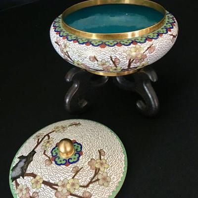 Small White Cloissone Lidded Bowl/ Jar w/ Stand Lot # 337