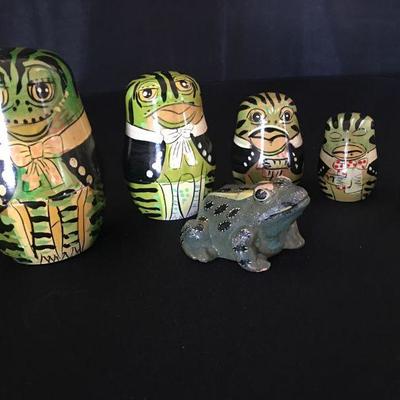 "Frog Haven" Wooden Nesting Frogs & Ceramic Frog Lot # 342