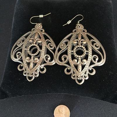 Filigree Style Vintage Earrings in a Dark Bronze Finish Lot # 358