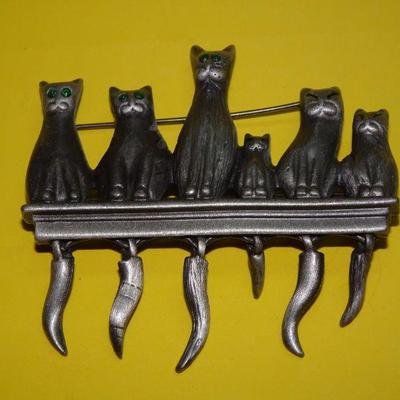 Cats on a Hot Tin Roof Brooch, Gray Tone, Grayed Cat Pin 