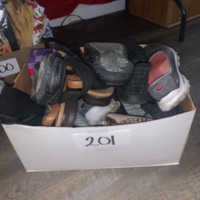 Lot 201. Shoes
