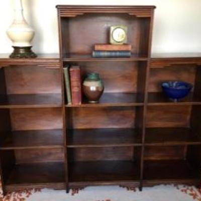 Vintage Solid Wood Deco 3-Tiered Bookcase Display Lot # 407