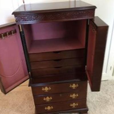 Solid Wood Jewelry Cabinet Chippendale Style Lot # 410