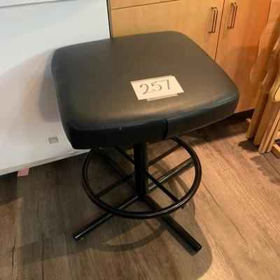 lot 257 black bar stool