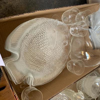 Lot 265. Collection of clear glass items