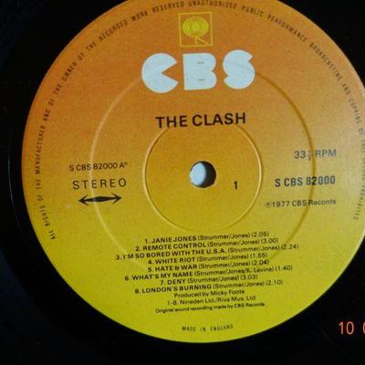 The Clash ~ Clash City Rockers ~ CBS Label