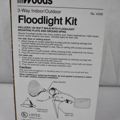 Floodlight Kit, 3 Way indoor/outdoor Landscape Light