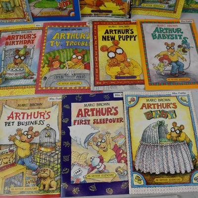 12 Arthur Books