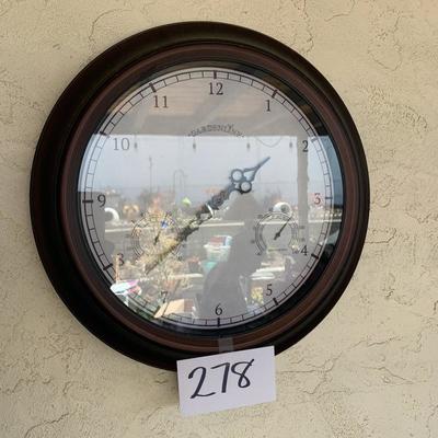 Lot 278. Outdoor clock and bird house