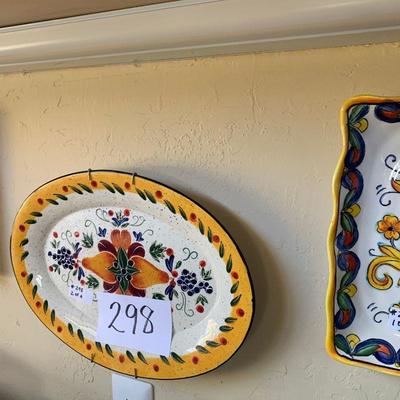 Lot 298 4 decorative plates