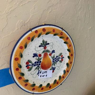Lot 299 4 decorative plates