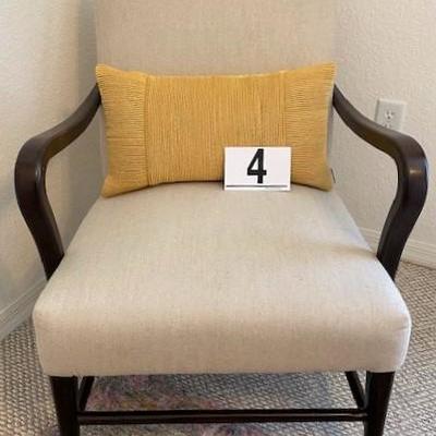 LOT#4B1: White Accent Chair