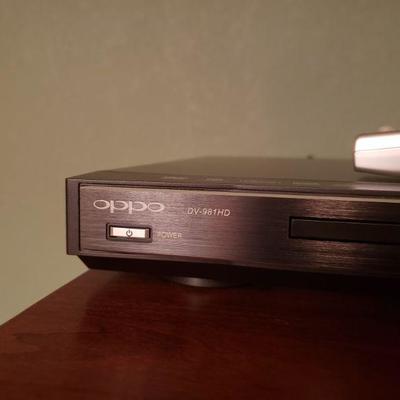 Lot 27: Oppo DV-98HD DVD Player with Book and Remote 