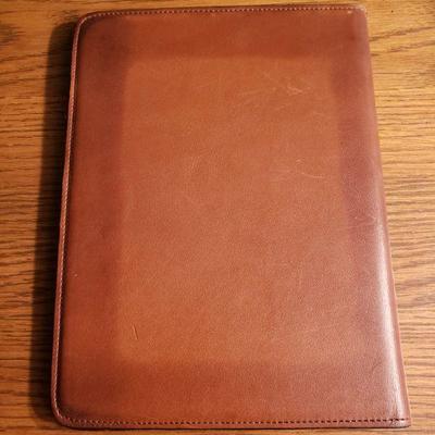 Lot 31: Leather Tablet Cover