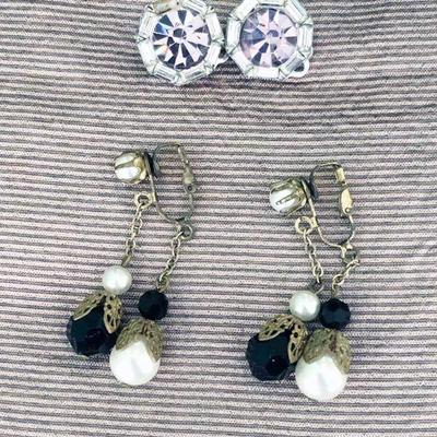 Earring Set 4 - Group of 2