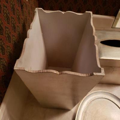 Lot 45: Silver Wood Trash Can, Kleenex Box & Tray -- Made in Italy
