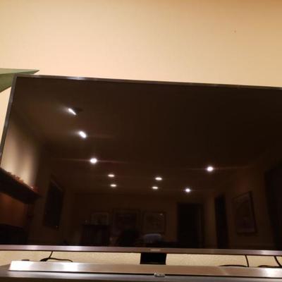 Lot 68: TV