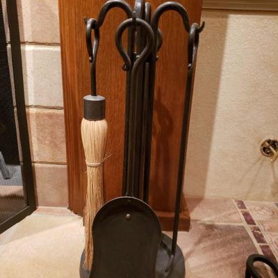 Lot 74: Fireplace Set