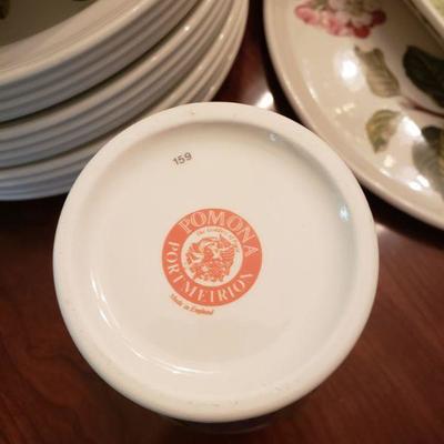 Lot 109: Pomona Port Meirion Large Dish Set
