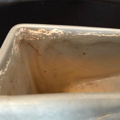 C. 1951 Rooseville Windowbox Tulip Planter # 1056-10  (Note damage) Item # 429