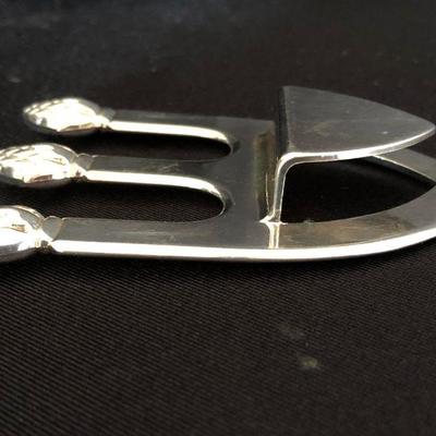 Sterling Silver Wine Holder 5"D & Bookmark S.P. Sheffield Silver Lot # 431