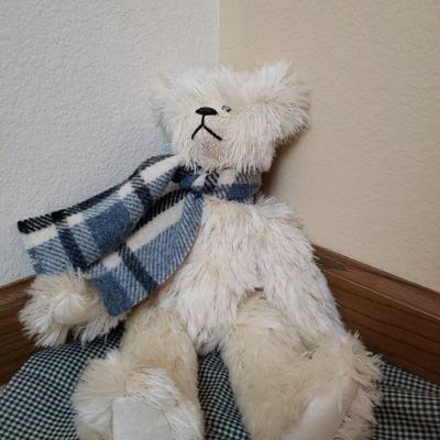 Lot 131: 2001 Judy Senk Bear with Blue Plaid Scarf