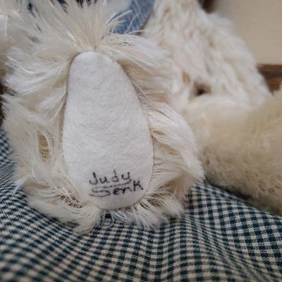 Lot 131: 2001 Judy Senk Bear with Blue Plaid Scarf