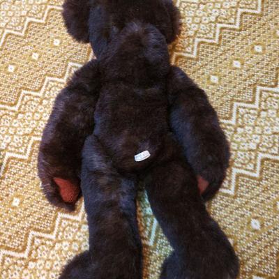 Lot 134: 1998 Judy Senk Brown Bear