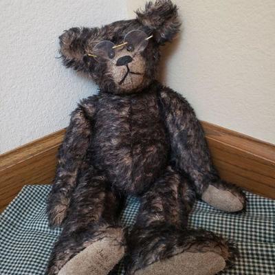 Lot 135: 1999 Judy Senk Bear with Glasses