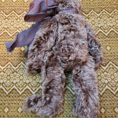 Lot 138: 1999 Judy Senk Bear w/ Iridescent Blue Bow