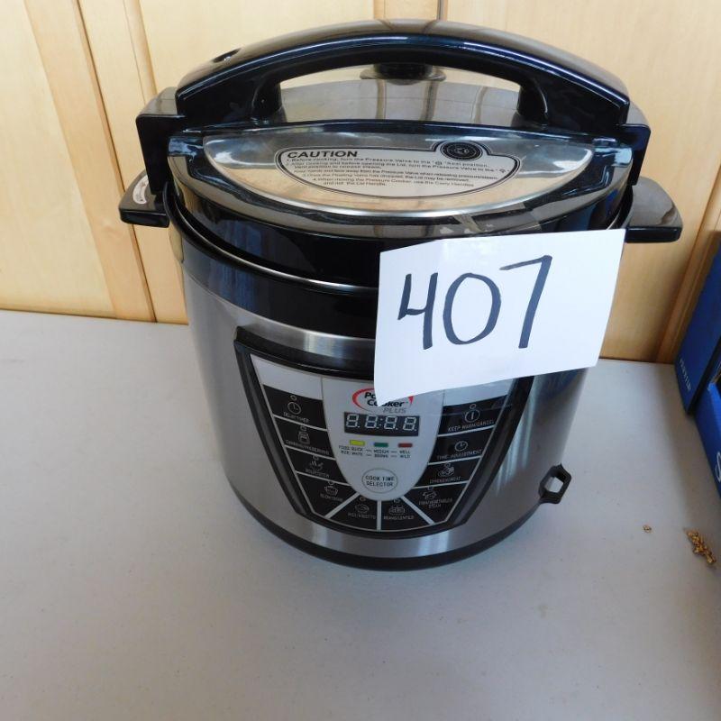 Lot 407 power cooker plus pressure cooker