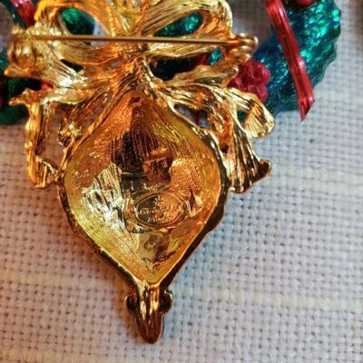Lot 160: Christmas Jewelry Lot